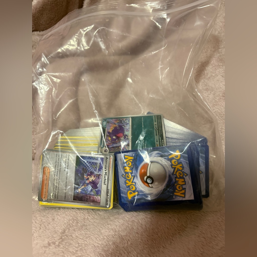 Pokemon card lot 100 plus cards